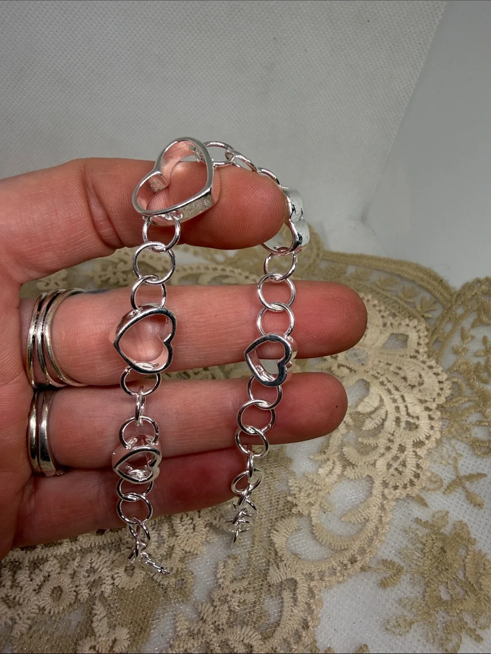 925 Sterling Silver Graduated Open Heart Link Bracelet Romantic Minimalist Clean